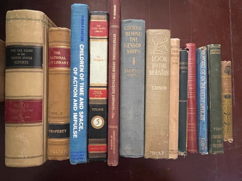 books select a book from collection gallery
