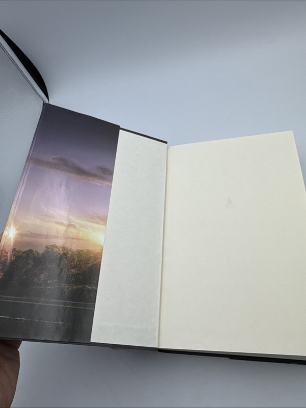 Stephen King Under the Dome 1st Scribner Hardcover Edition 2009 HC DJ gallery
