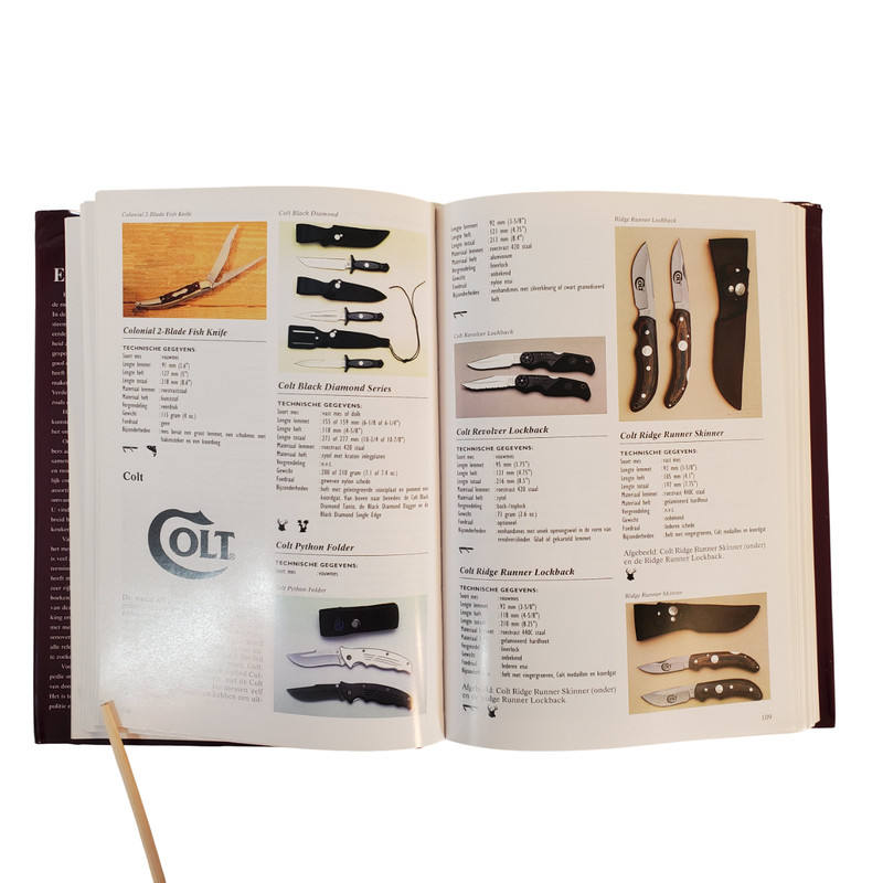 Messen Encyclopedie (Encyclopedia of Knives) By A E Hartink. Written in Dutch HC gallery