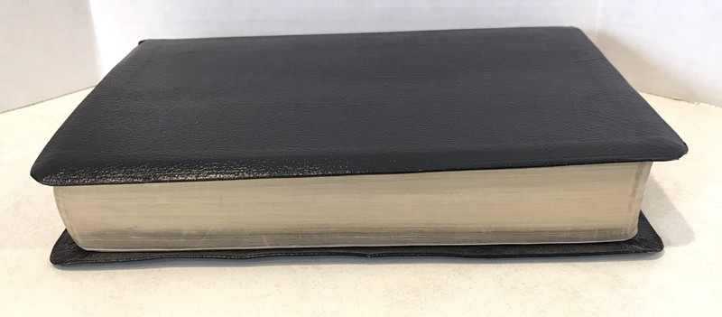 The New OPEN Holy Bible NKJV Reader's Edition Nelson 1453 Black Bonded Leather gallery