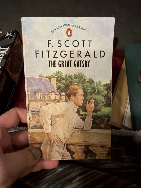 The Great Gatsby (Penguin Modern Classics) By F.SCOTT FITZGERALD