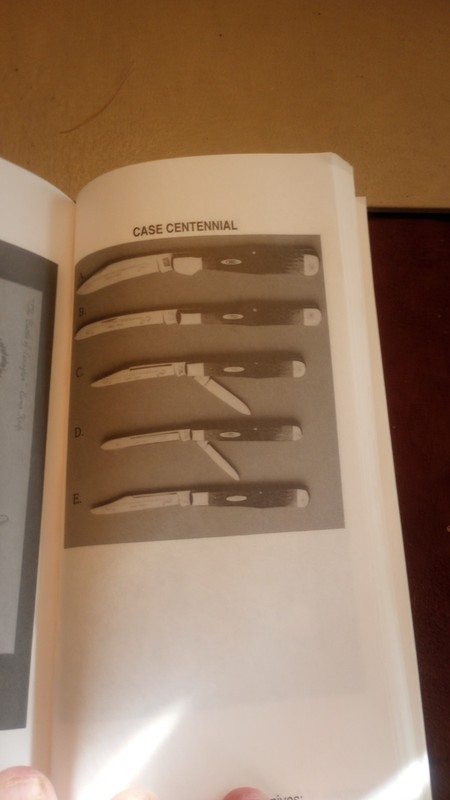 POCKET KNIFE TRADERS PRICE GUIDE Volume 1 1993 Edition - Jim Parker - 328 Pages gallery