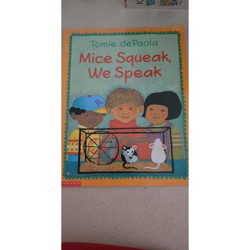 Mice Squeak We Speck By Tomie dePaola Paperback Perfect Condition