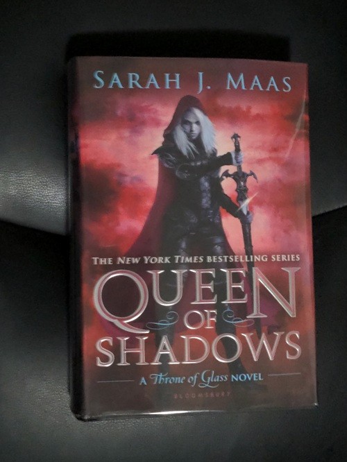 Sarah J Maas Queen of Shadows Throne of Glass OOP 1st Printing HC Near Fine