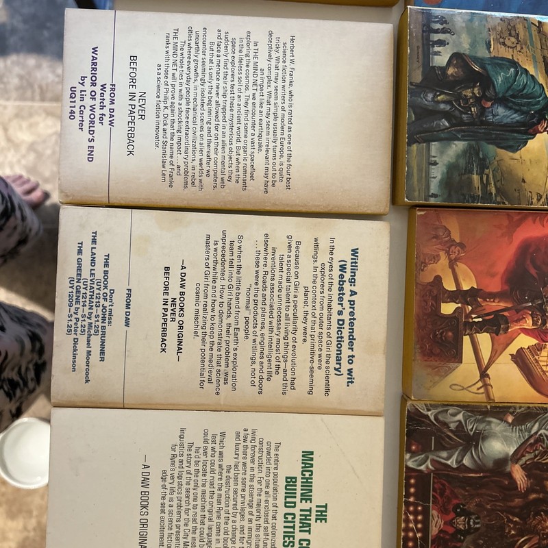 Daw Vintage Si Fy Paperback Lot Of 15 gallery