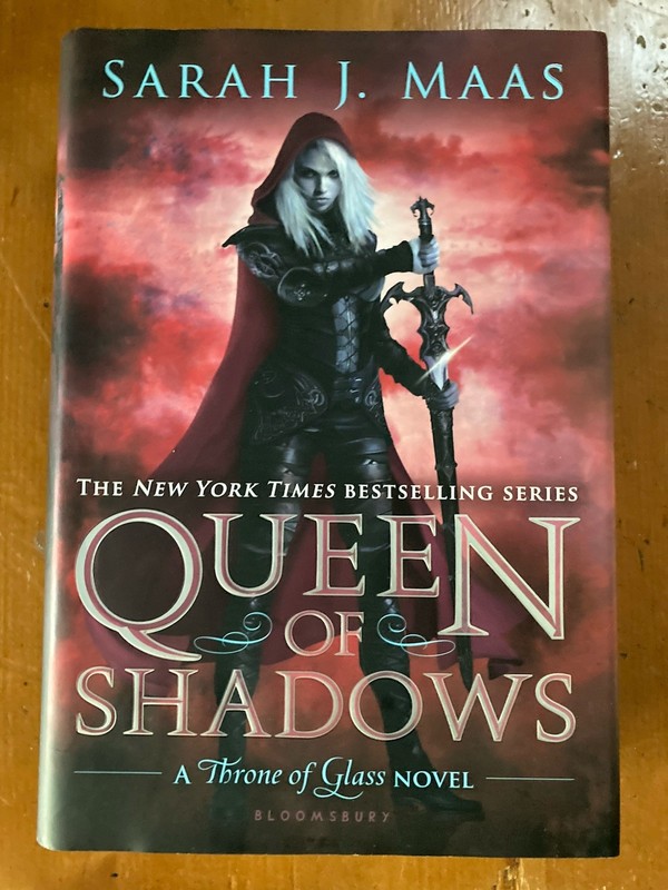 Queen of Shadows by Sarah J. Maas (2015, Hardcover)