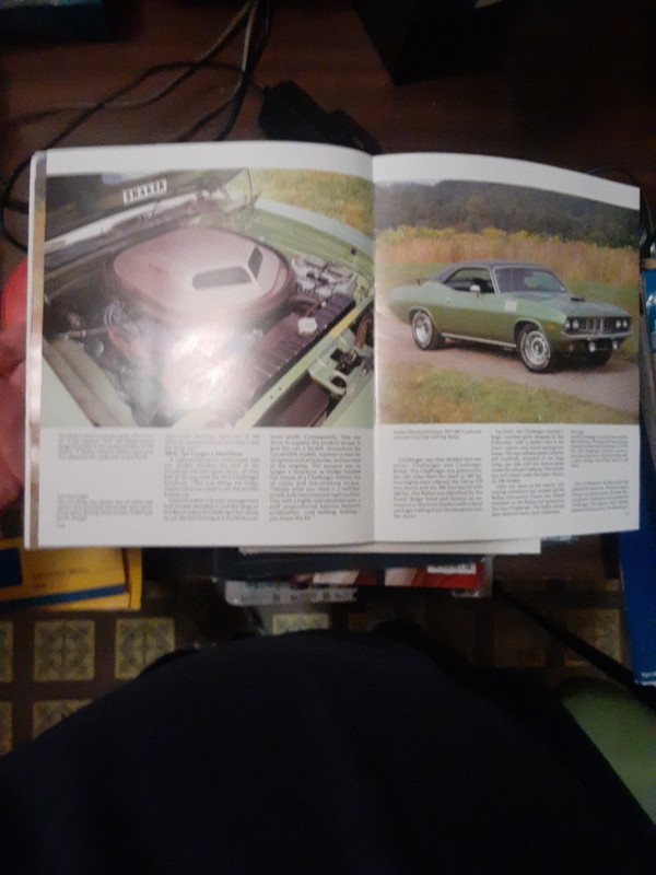 Barracuda & Challenger (Motorbooks International Muscle Car Color History) gallery